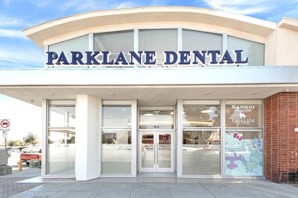 Aspecto exterior de Parklane Dental en Temple City