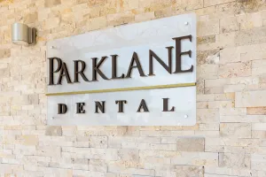 Parklane Dental sign