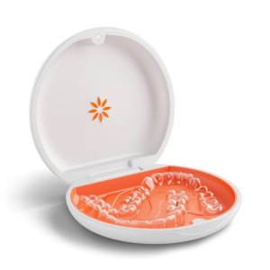 Removable and transparent retainers from Vivera with a white retainer case